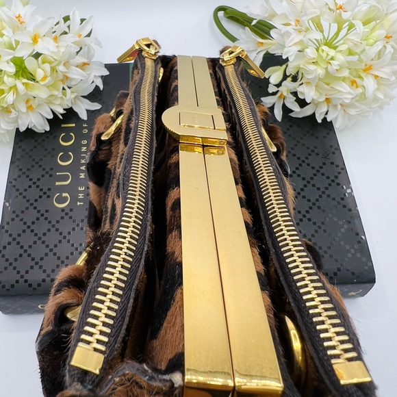 Vintage Prada shoulder bag - Picture 15 of 15